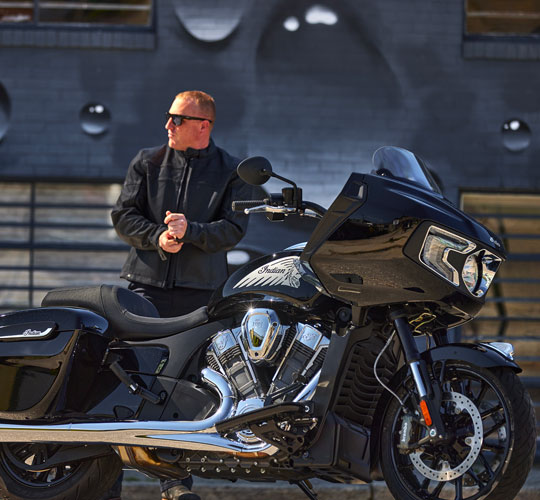 Indian® Motorcycle - Nippon -: Specs Indian Challenger Features