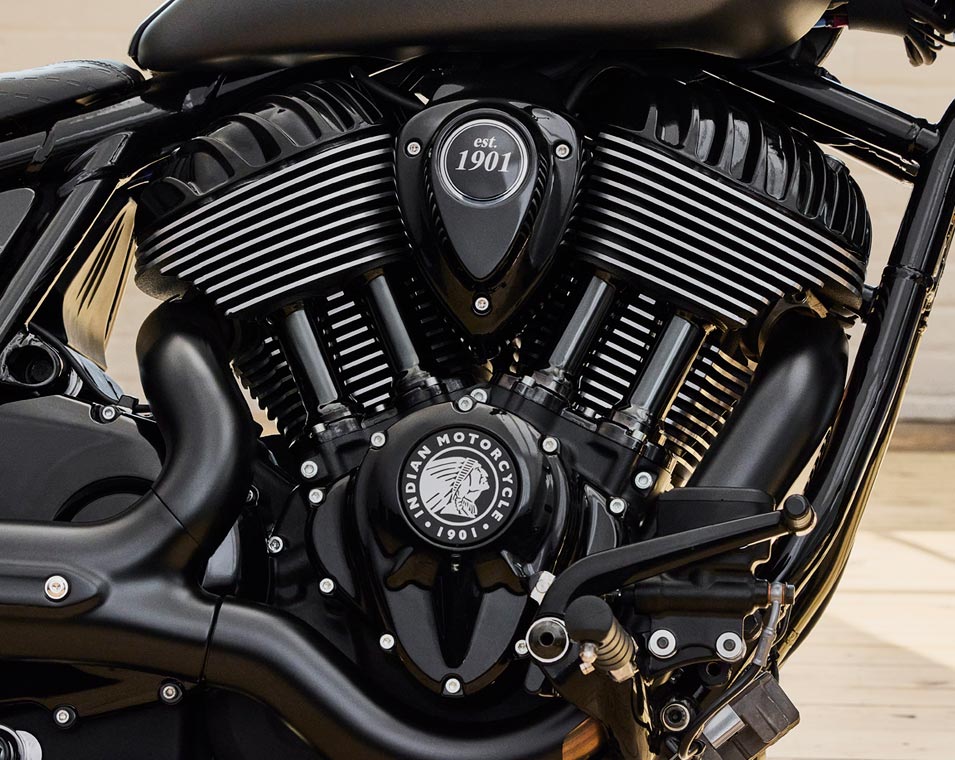Indian® Motorcycle - Nippon -: Chief Bobber Dark Horse