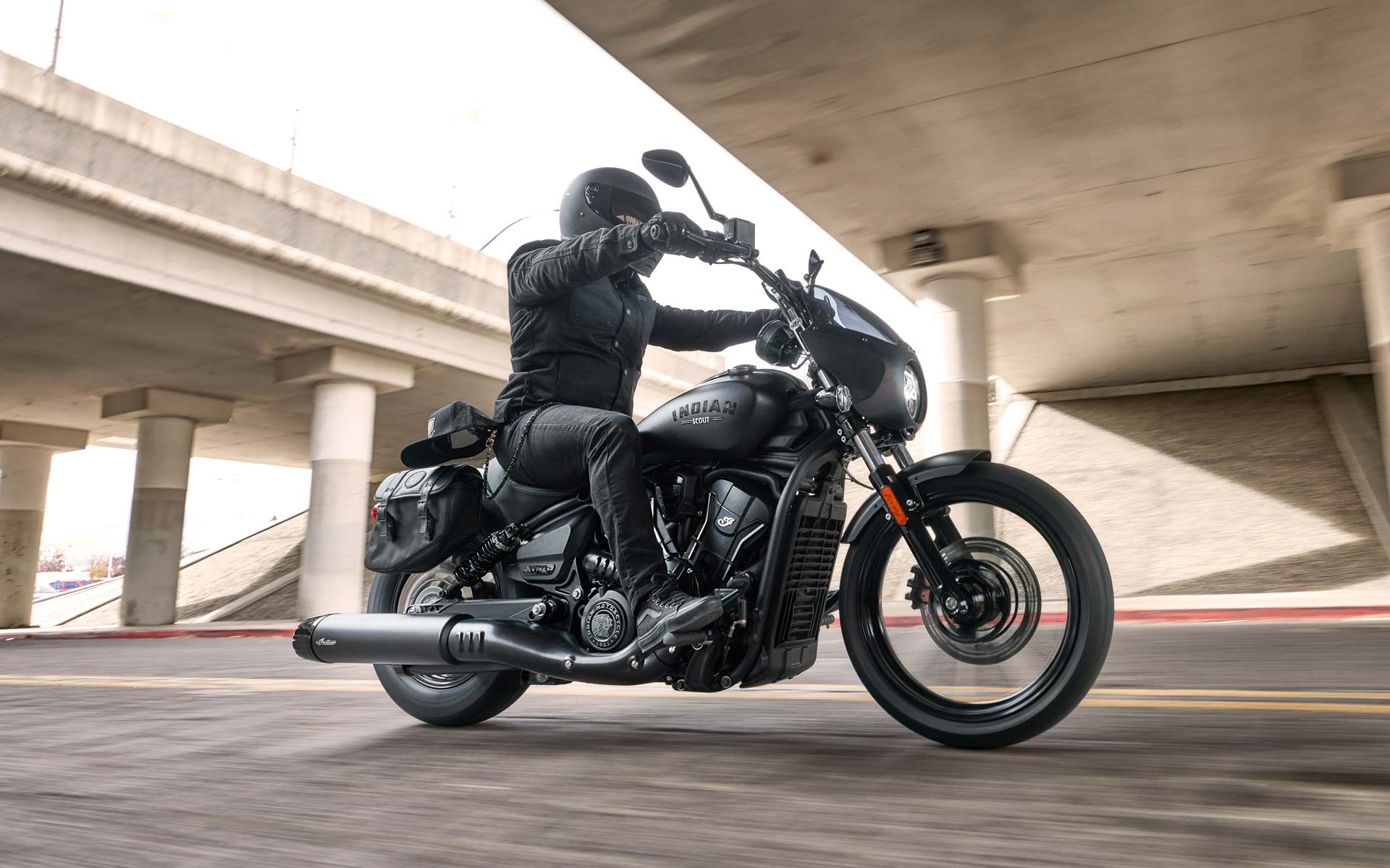 Indian® Motorcycle - Nippon -: Specs Sport Scout Features