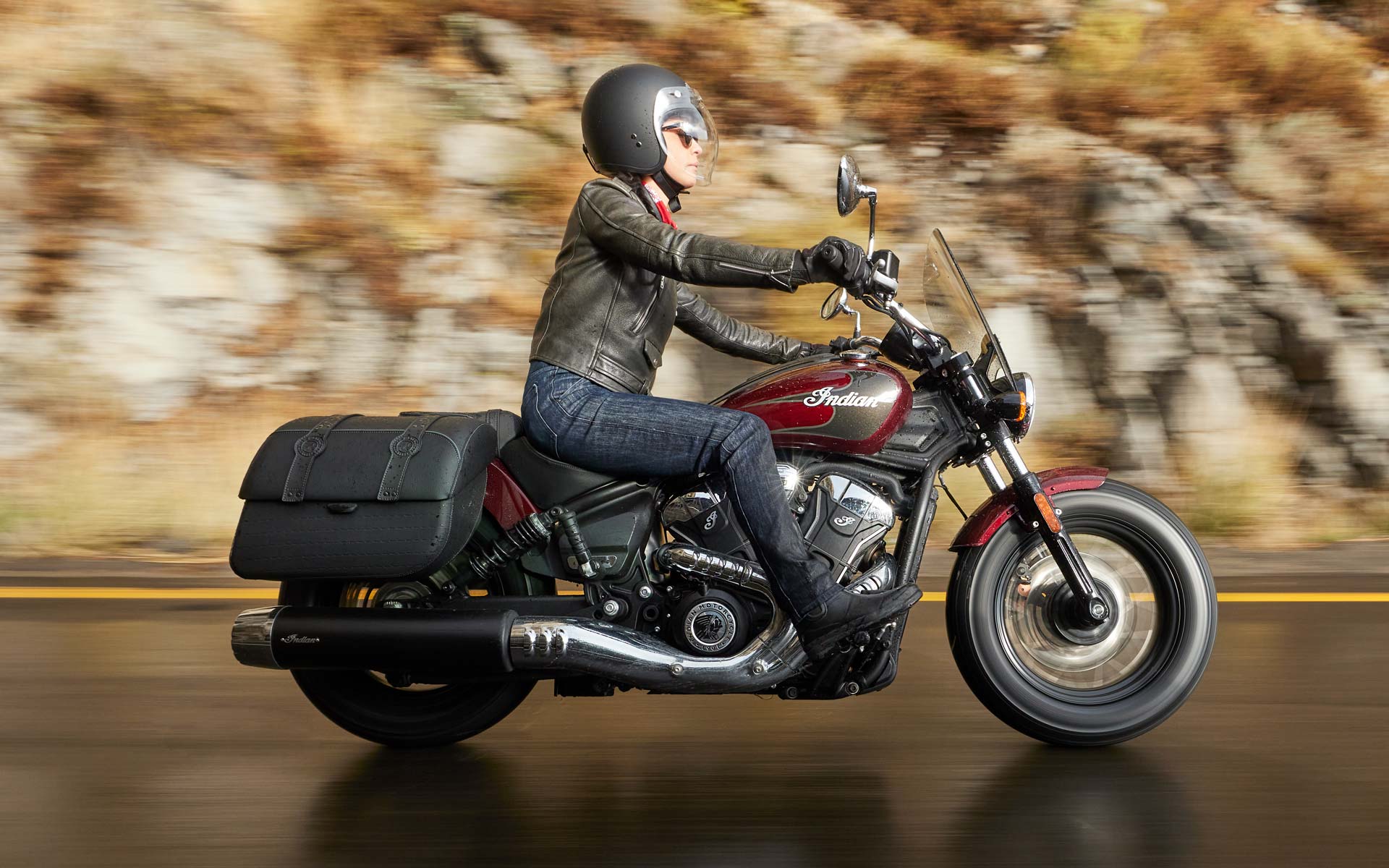 Indian® Motorcycle - Nippon -: Specs Super Scout Features