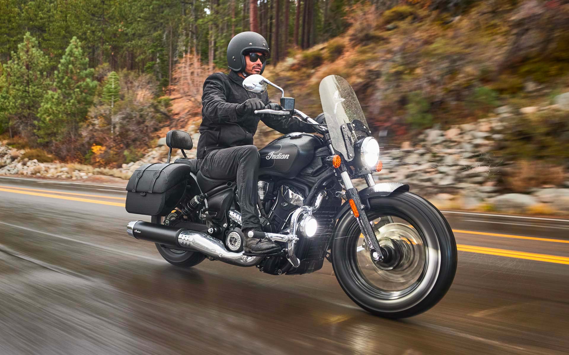 Indian® Motorcycle - Nippon -: Specs Super Scout Features